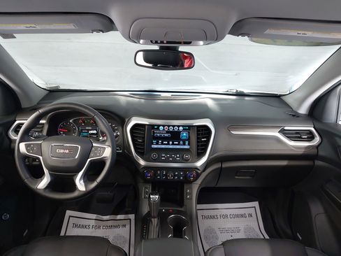Used 2017 GMC Acadia SLT image 5