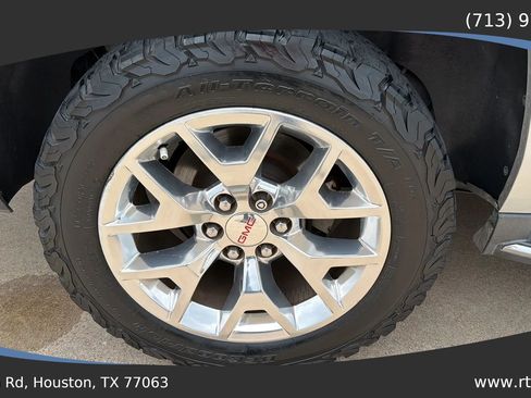 Used 2016 GMC Yukon XL SLT w/ Open Road Package RWD image 9