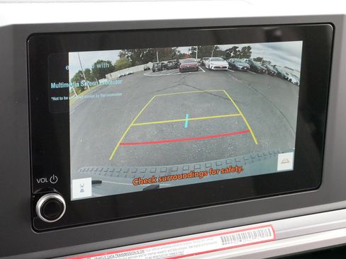 Certified 2025 Toyota 4Runner SR5 image 30