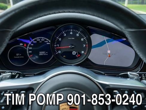 Used 2019 Porsche Panamera image 19