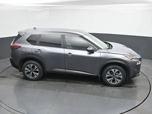 Used 2023 Nissan Rogue SV AWD/4WD image 32