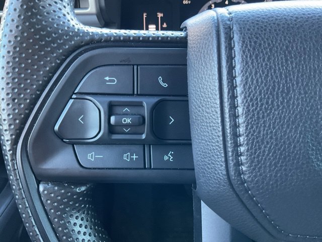Used 2025 Toyota Tacoma SR5 AWD/4WD image 26