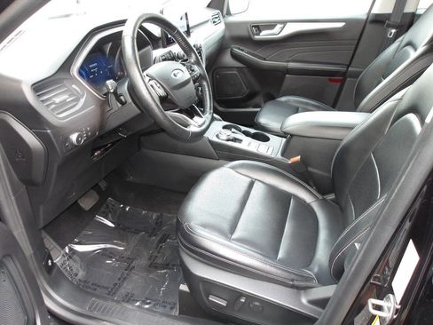 Used 2021 Ford Escape SEL w/ Technology Package image 11