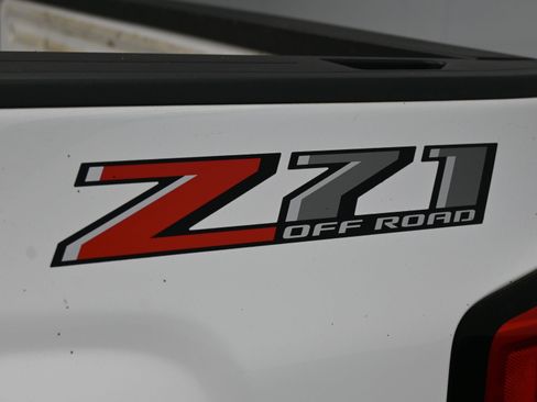 Used 2018 Chevrolet Silverado 2500 LTZ w/ Z71 Package, Off-Road image 9