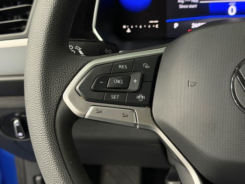 Used 2022 Volkswagen Jetta Sport image 25