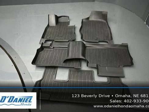 Used 2020 Ford Explorer XLT AWD/4WD image 37