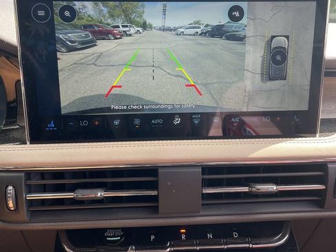 Used 2023 Lincoln Corsair Reserve w/ Equipment Group 202A AWD/4WD image 11