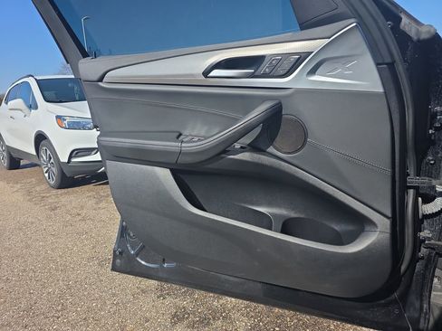 Used 2021 BMW X3 M40i w/ Executive Package image 27