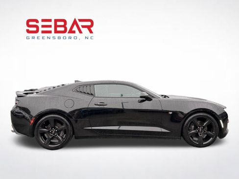 Used 2016 Chevrolet Camaro SS RWD image 9