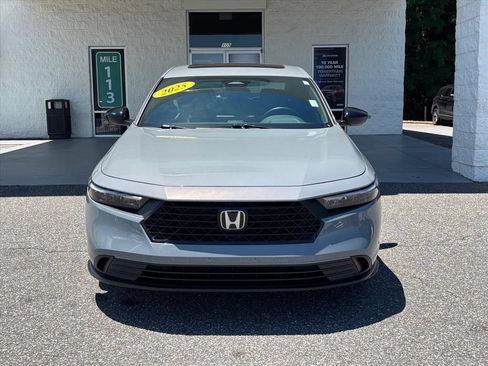 Used 2025 Honda Accord Sport image 22