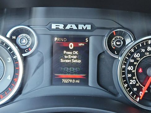 Used 2023 RAM 2500 Big Horn w/ Level 1 Equipment Group AWD/4WD image 13