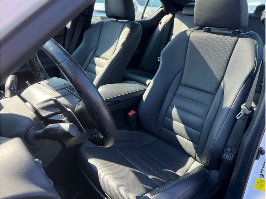 Used 2023 Lexus IS 350 F Sport RWD image 8