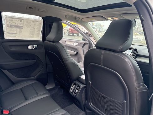 New 2026 Volvo XC40 B5 Plus w/ Protection Package Premier AWD/4WD image 41