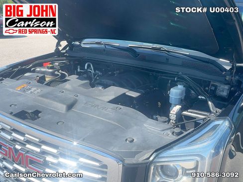 Used 2019 GMC Yukon Denali w/ Open Road Package AWD/4WD image 11