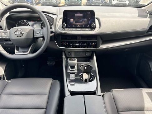 New 2026 Nissan Rogue SV FWD image 20