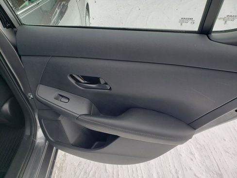 Certified 2025 Nissan Sentra S image 20