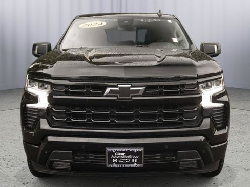Used 2024 Chevrolet Silverado 1500 RST w/ Convenience Package II AWD/4WD image 17