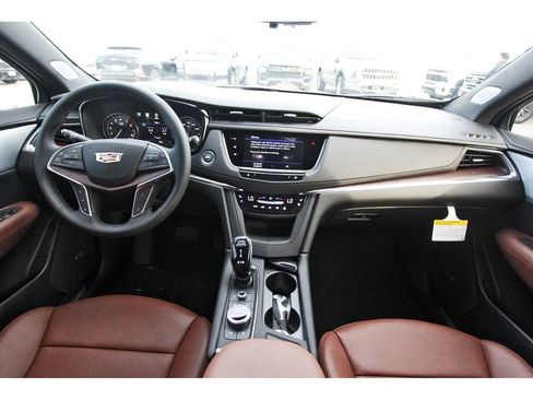 New 2026 Cadillac XT5 Premium Luxury w/ Driver Assist Package image 9