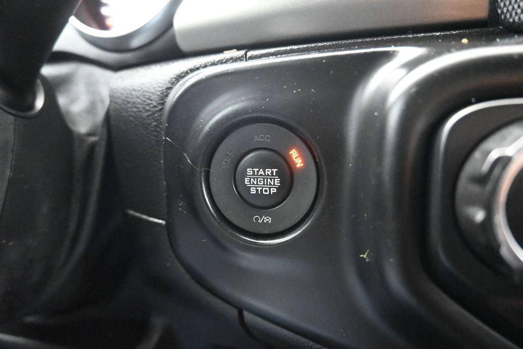 Used 2020 Jeep Gladiator Sport w/ Quick Order Package 24S AWD/4WD image 21