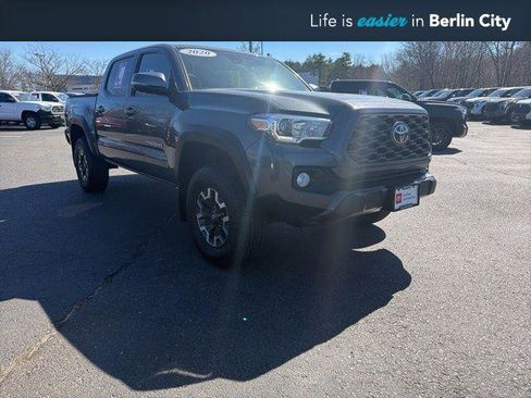 Certified 2020 Toyota Tacoma TRD Off-Road w/ Technology Package AWD/4WD image 1