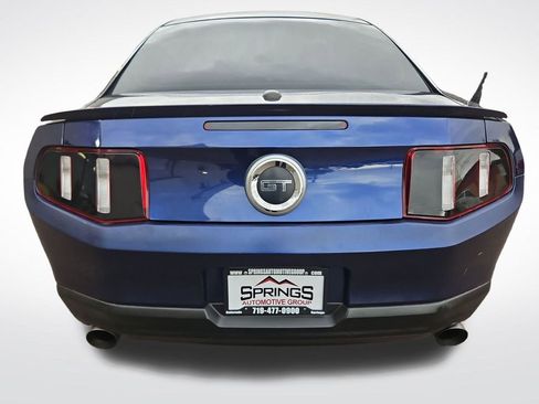 Used 2010 Ford Mustang GT RWD image 4