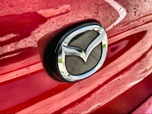 Used 2020 MAZDA MAZDA3 Sedan w/ Preferred Package image 16