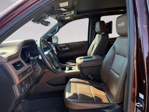 Used 2023 Chevrolet Tahoe High Country w/ Premium Package 2 image 9