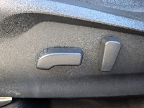 Used 2021 Subaru Crosstrek 2.5i Limited w/ Moonroof Package 2 image 16