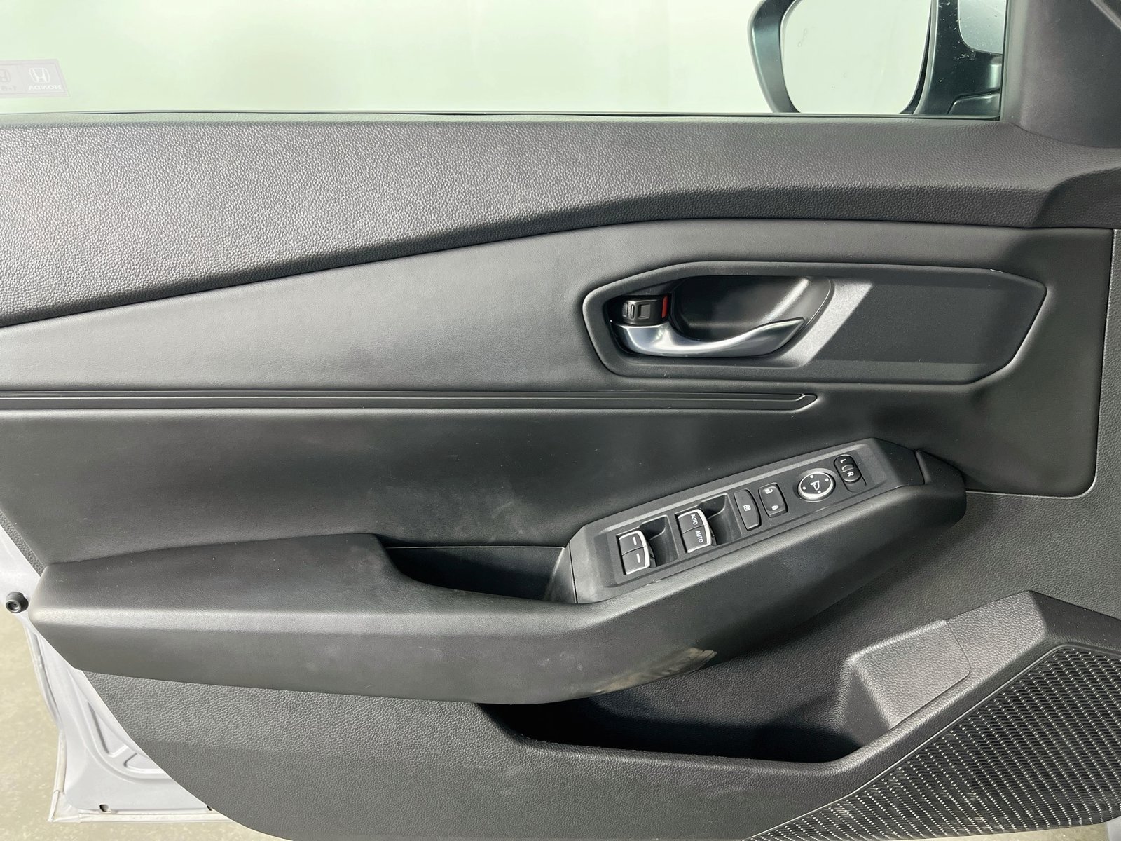 Used 2023 Honda Accord EX image 24