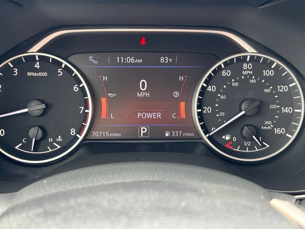 Used 2017 Nissan Maxima SR FWD image 34