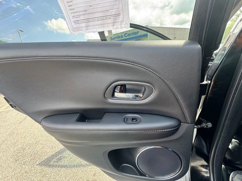 Used 2019 Honda HR-V EX-L image 30