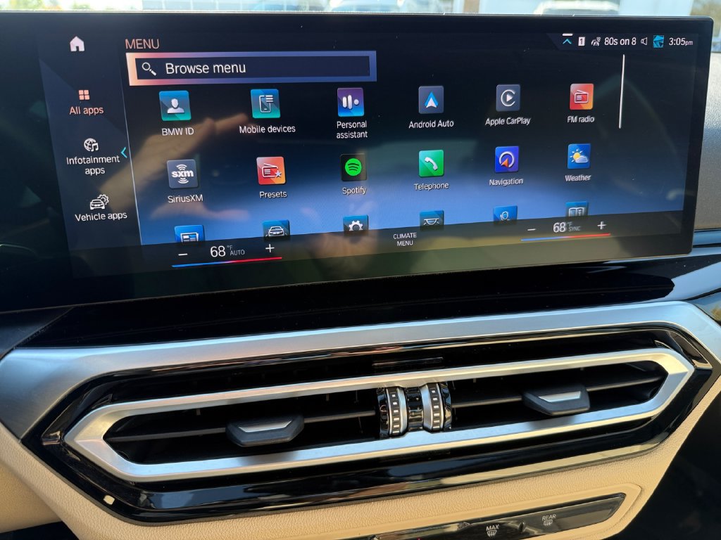 Certified 2024 BMW 330i xDrive Sedan w/ Premium Package AWD/4WD image 25