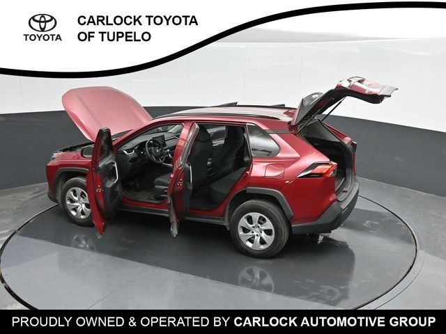 Used 2019 Toyota RAV4 LE FWD image 47
