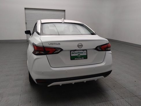Used 2025 Nissan Versa SV FWD image 6