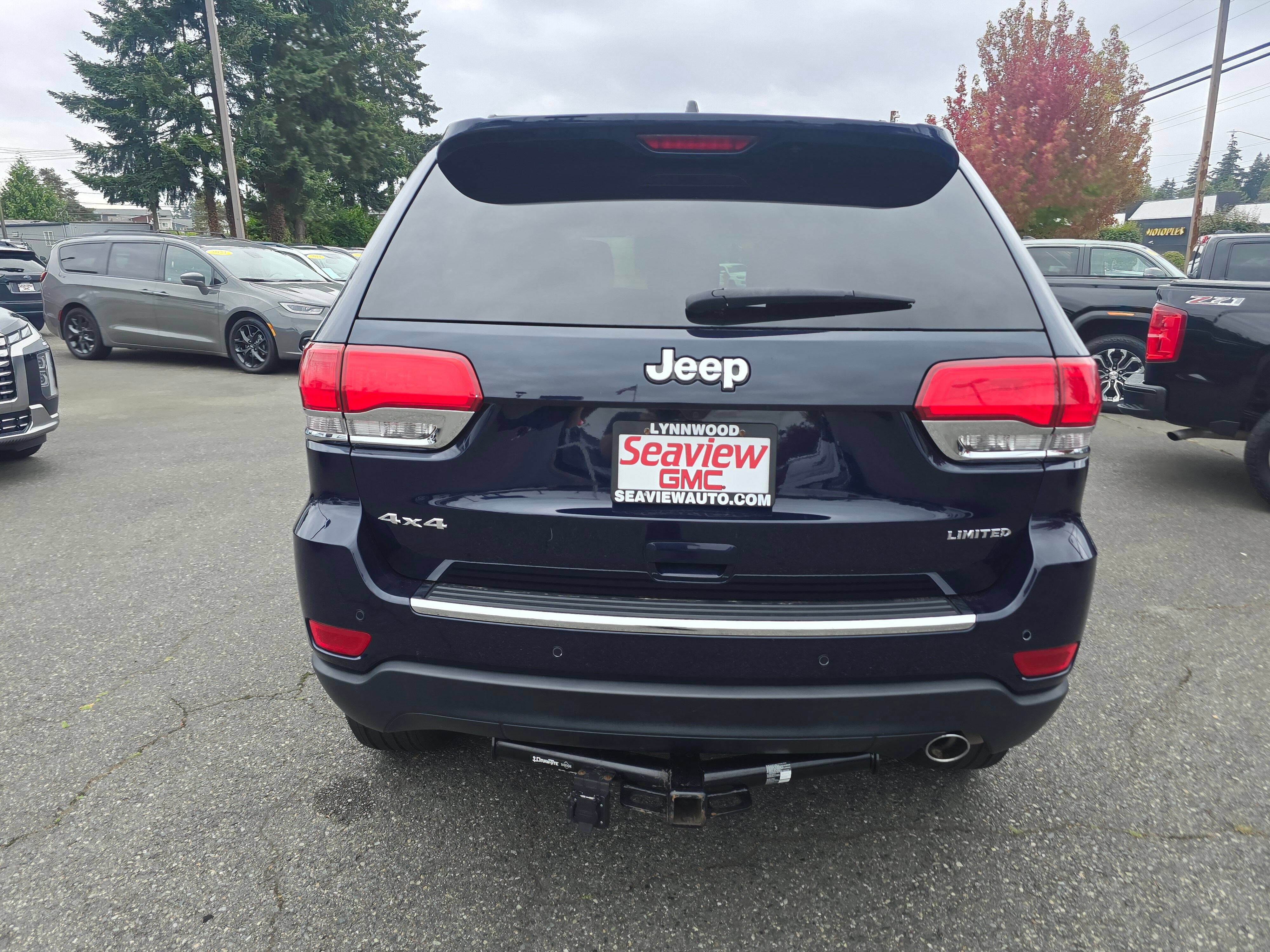 Used 2017 Jeep Grand Cherokee Limited AWD/4WD image 6