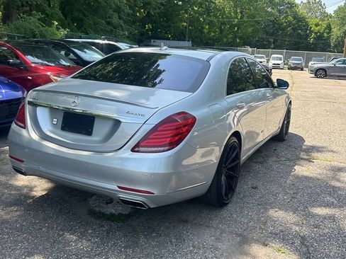Used 2015 Mercedes-Benz S 550 4MATIC Sedan image 3