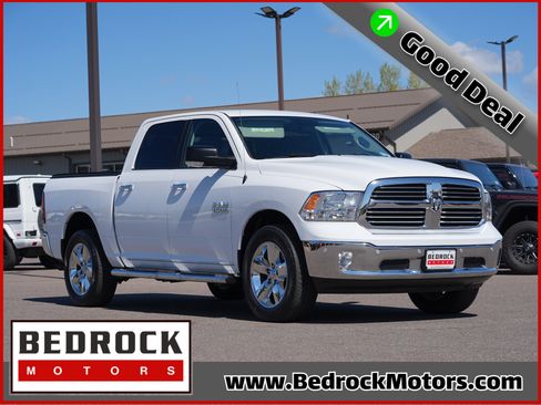 Used 2017 RAM 1500 Big Horn AWD/4WD image 1