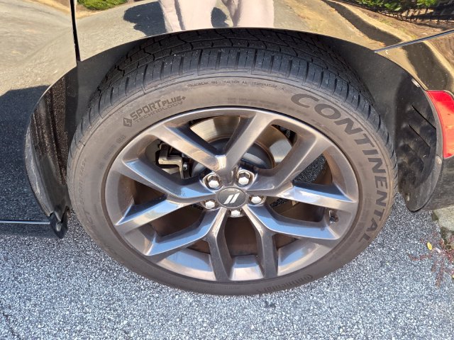 Used 2021 Dodge Charger SXT w/ Blacktop Package RWD image 5