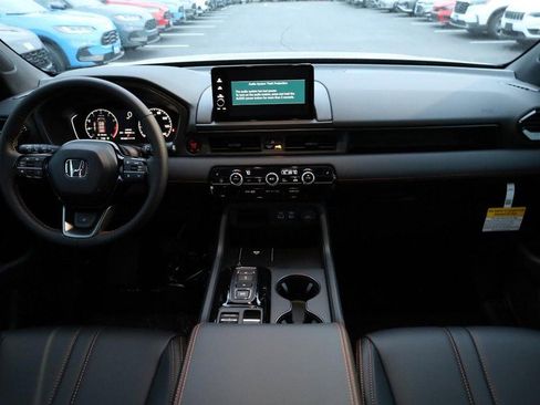 New 2025 Honda Pilot TrailSport image 26