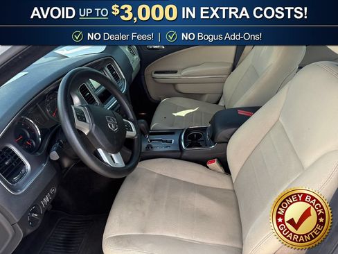 Used 2013 Dodge Charger SE RWD image 14