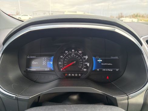 Used 2021 Ford Edge ST image 23