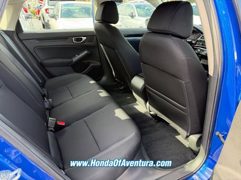 Certified 2024 Honda Civic EX image 11