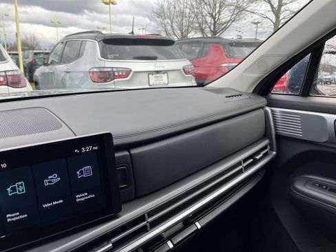 Used 2025 Hyundai Santa Fe SEL image 38