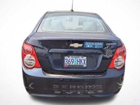 Used 2015 Chevrolet Sonic LS FWD image 5