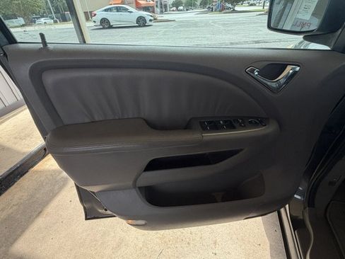 Used 2010 Honda Odyssey EX-L image 8