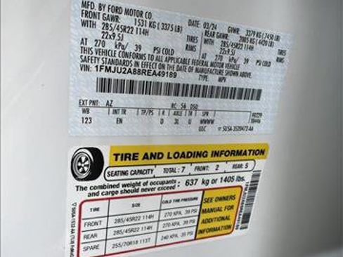 Used 2024 Ford Expedition Limited image 23