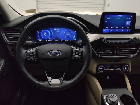 Used 2021 Ford Escape SEL w/ Technology Package image 22