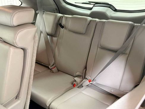 Used 2017 Toyota Highlander XLE AWD/4WD image 26
