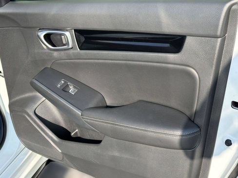 Used 2024 Honda Civic EX-L image 34