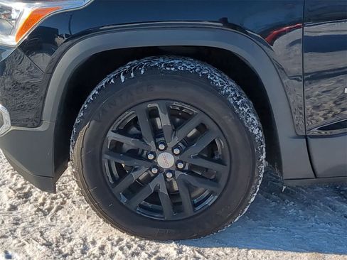 Used 2018 GMC Acadia SLT image 21